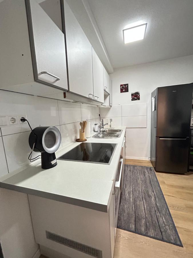 Souterrainwohnung - Remseck Am Neckar ภายนอก รูปภาพ