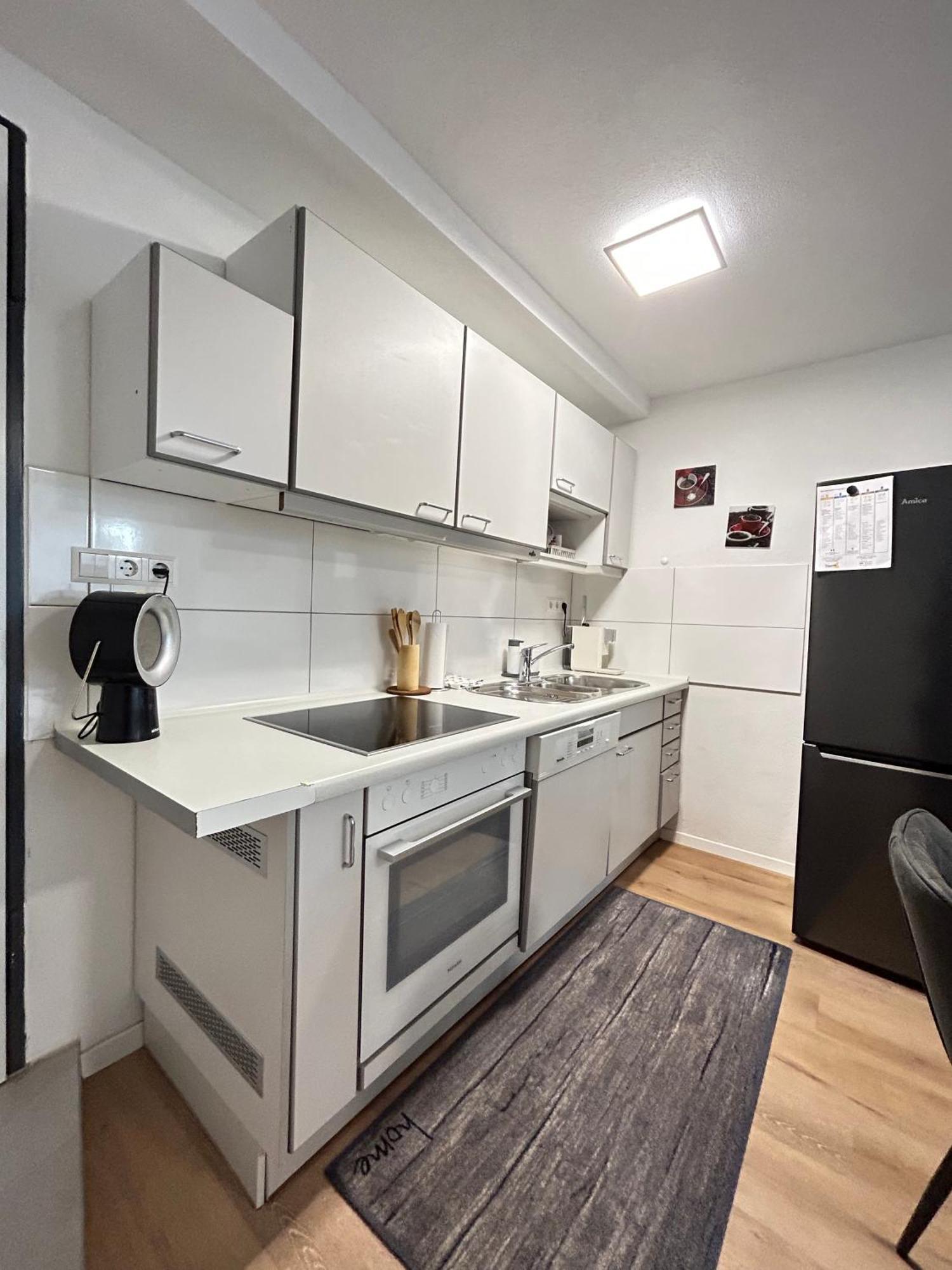 Souterrainwohnung - Remseck Am Neckar ภายนอก รูปภาพ